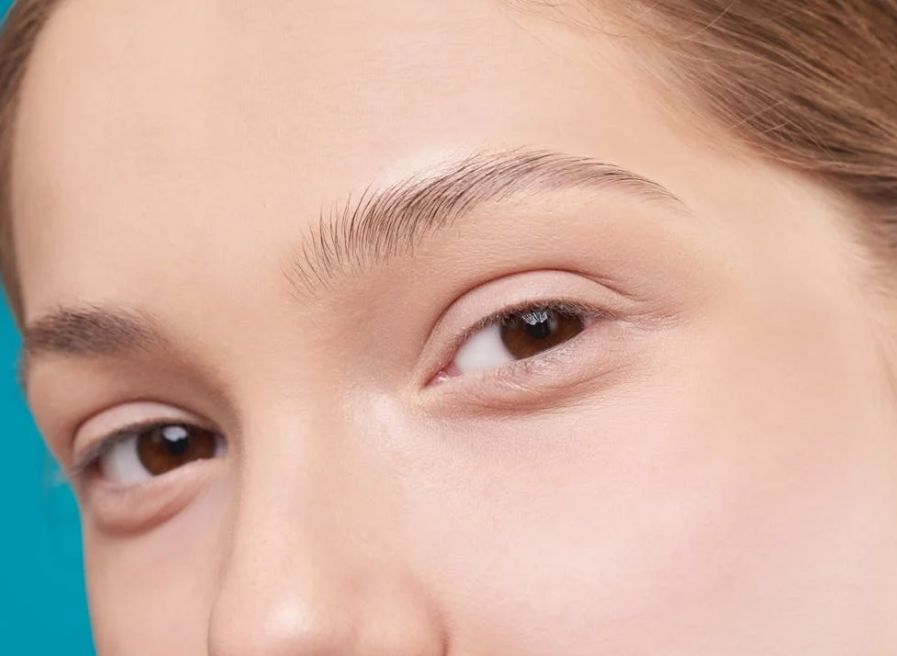 Protecting Your Skin From Digital Damage: Can Organic Skincare Shield Against Blue Light?