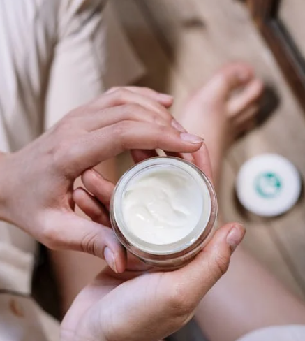 How to Customize Your Organic Skincare Routine for Different Skin Types in Singapore